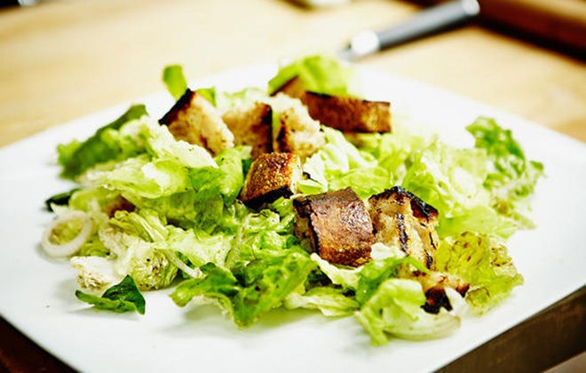 7 món ăn nàng chớ bỏ vào salad nếu đang cố giảm cân