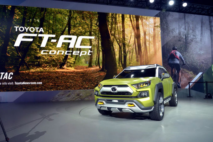 Toyota ra mắt xe ý tưởng FT-AC sử dụng đa địa hình