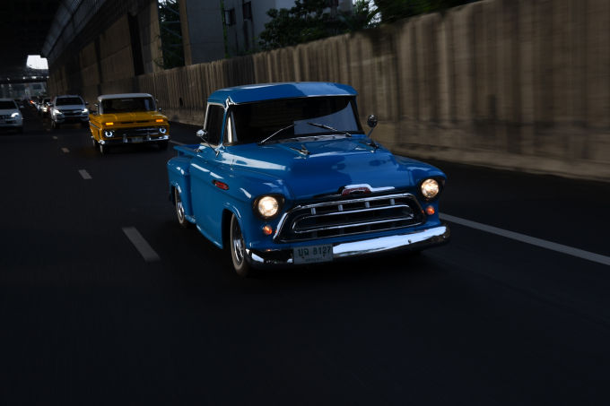 Lăn bánh trên đường, xe không thể 