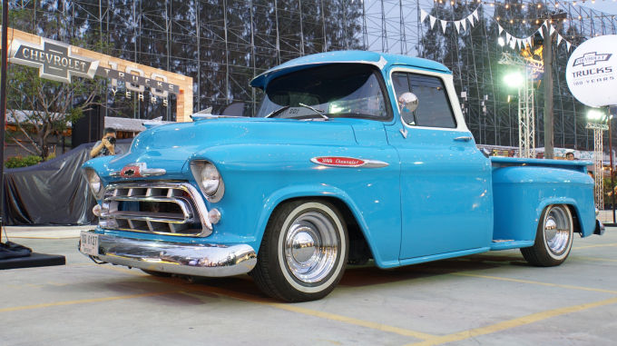 Series 3124 bắt đầu được sản xuất năm 1955 và kéo dài tới 1957. Dòng xe này còn được biết đến với tên gọi Task Force, Cameo Carrier.