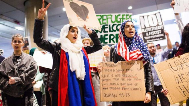 Người nhập cư biểu tình phản đối sắc lệnh của TT Trump.
