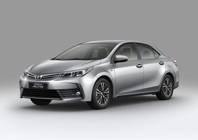 Toyota Corolla Altis giảm giá và thêm cân bằng điện tử, đang có doanh số tăng đáng kể