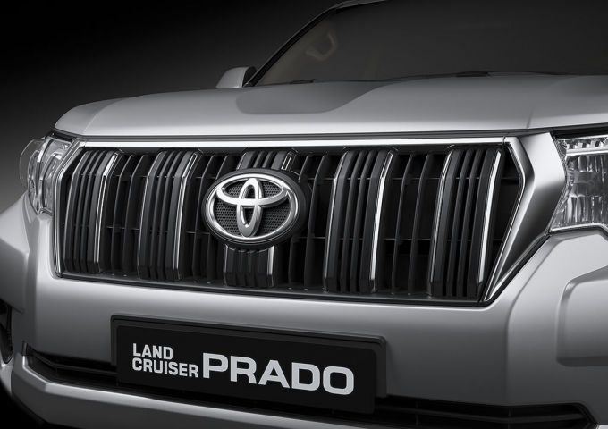 Toyota ra mắt Land Cruiser Prado 2017 với giá 2,262 tỷ đồng