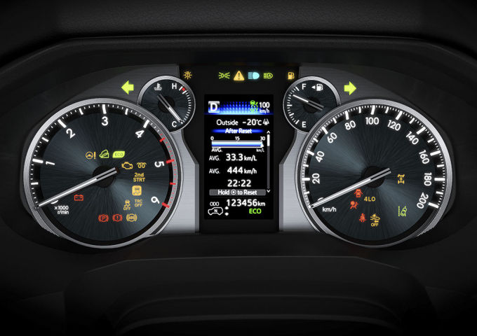 Toyota ra mắt Land Cruiser Prado 2017 với giá 2,262 tỷ đồng