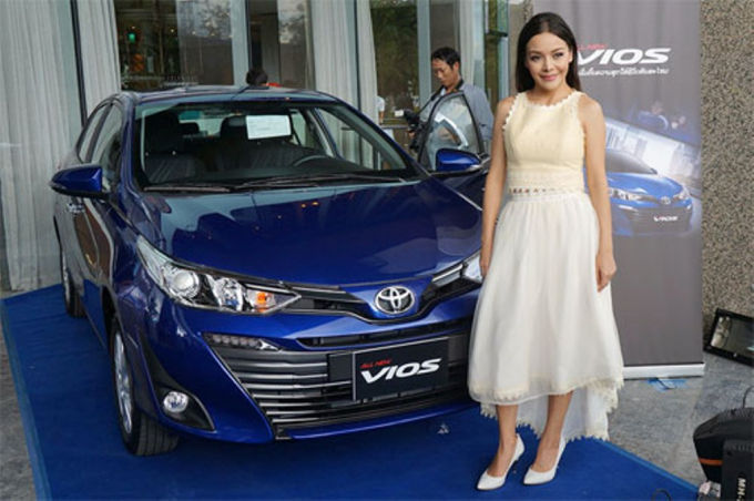 Toyota Vios phiên bản mới ra mắt tại... Lào, vẫn chưa có ở Việt Nam