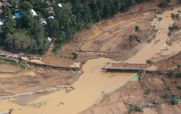 Bão Tembin tiếp tục thiệt hại nặng cho Philippines sau khi bi bão Kai-tak quét qua.