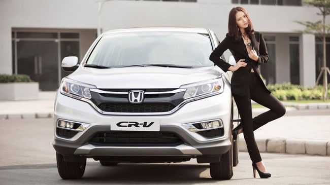 Honda CR-V là tâm điểm của làn sóng giảm giá xe hơi nửa cuối năm 2017.