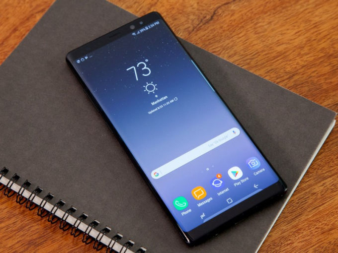 Samsung Note 8 đang bị nhiều người dùng phàn nàn khi sạc pin không được