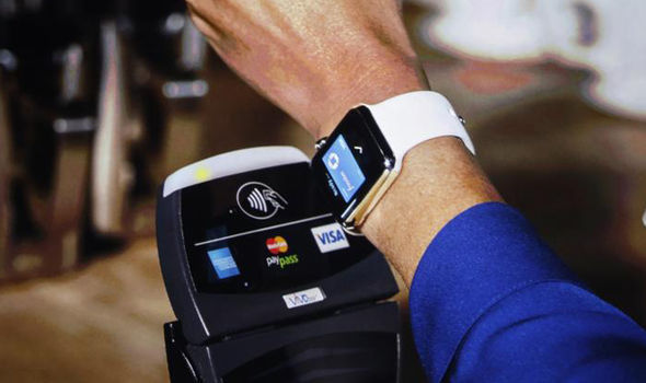 Thanh toán di động sẽ có mặt trên đồng hồ thông minh, sau cuộc đổ bộ lên điện thoại di động.