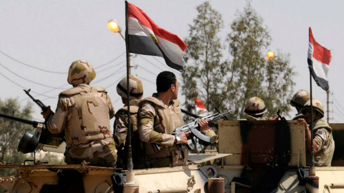 Theo Hiến pháp Ai Cập, tình trạng khẩn cấp không được kéo dài quá 6 tháng. Ảnh: Reuters
