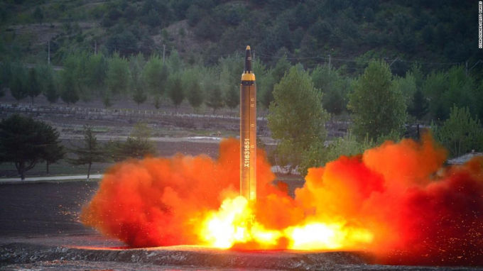 Mỹ cảnh báo khả năng Triều Tiên sắp thử tên lửa. 