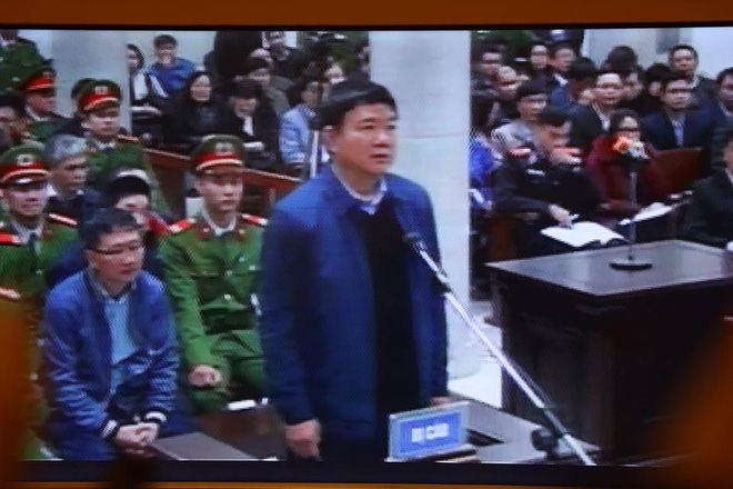 Ông Đinh La Thăng tại tòa.
