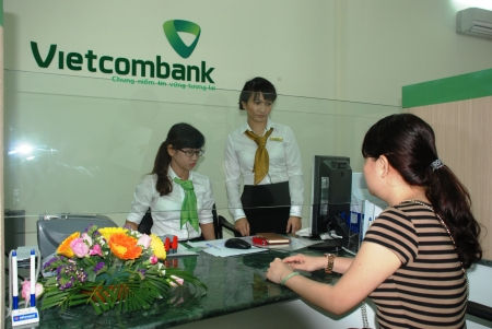 VietcomBank tiếp tục giảm lãi suất trong năm 2018.