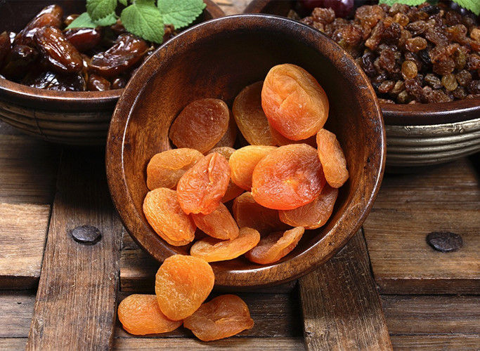 Mơ khô Angas Park Apricot Dried nhập khẩu từ Úc có vị lạ, ngọt tự nhiên có giá khoảng 700.000 - 900.000/kg.