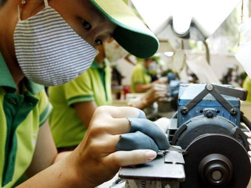 Cuộc cách mạng 4.0 sẽ khiến Việt Nam bị hạn chế trong việc phát huy nhân công giá rẻ.