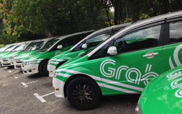 Grab và Uber né tránh yêu cầu giảm mức chiết khấu của lái xe.