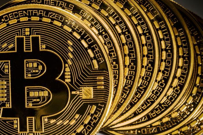 Bitcoin tiếp tục ảm đạm, dự báo quay lại mốc 8.000 USD