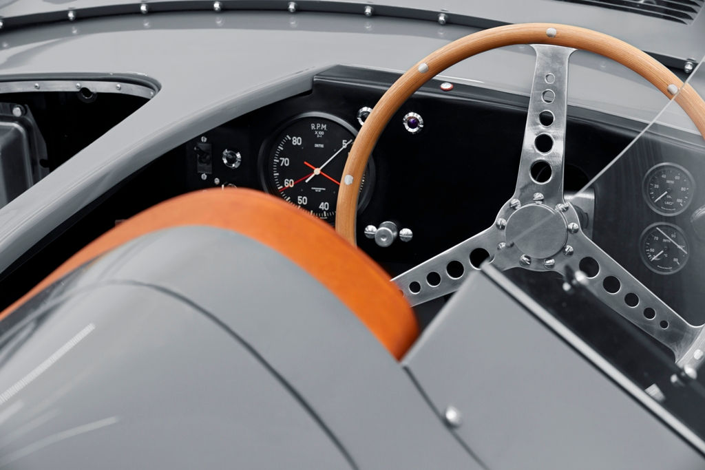Ngắm xe đua huyền thoại Jaguar D-Type đời 1954 được... tái sinh