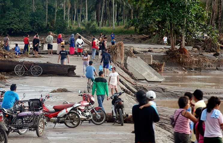 Bão Sanba gây lũ lụt tại miền Nam Philippines khi đổ bộ vào sáng hôm nay 13/2.