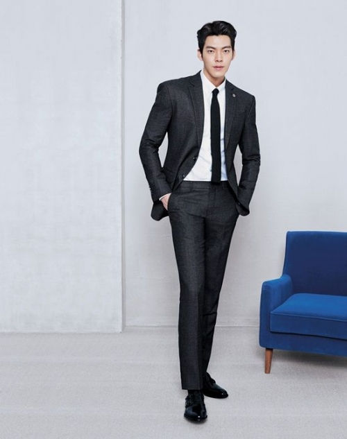 Suits là trang phục vô cùng quen thuộc, không thể thiếu của cánh mày râu trong những sự kiện quan trọng. Và đương nhiên, đây cũng là một trong những trang phục được diện nhiều nhất trong dịp Tết.