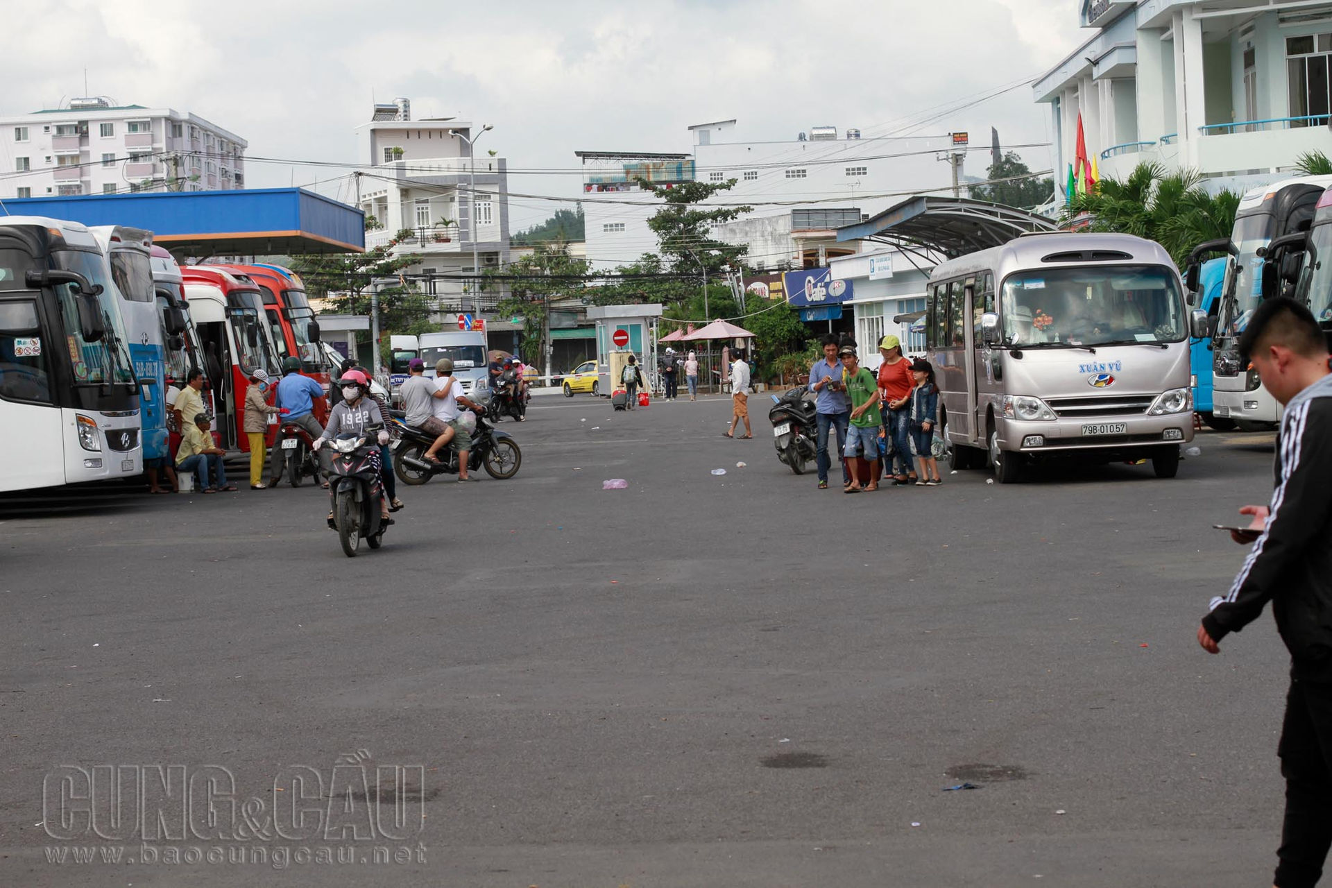 Ngoài chuyến Nha Trang - Sài Gòn bến xe còn có chuyến Đà Lạt, Buôn Mê, Đắc Lắc...