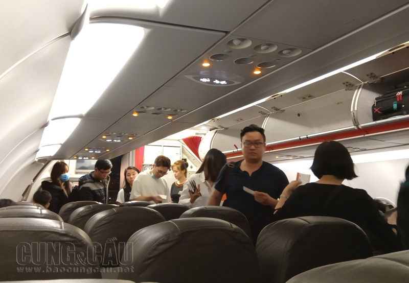 Hành khách bay với Jetstar Pacific nên đến sân bay sớm trong chiều nay 3/3 - Ảnh: Minh Định