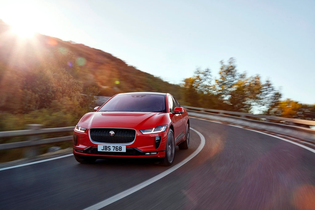 Xe hơi chạy điện Jaguar I-Pace trình làng