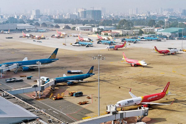 Đang có sự chỏi nhau giữa hai nhóm nghiên cứu mở rộng sân bay Tân Sơn Nhất là tổ tư vấn cho Thành ủy TP.HCM và Công ty Tư vấn ADPi Engineering.