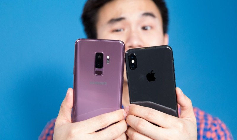 Samsung S9  và iPhone X được em là đối thủ xứng tầm cho tín đồ công nghệ.