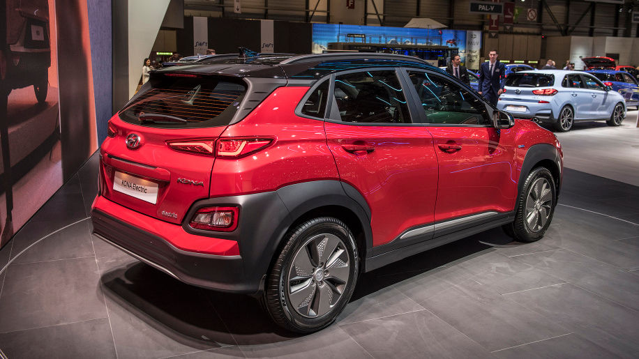 Hyundai Kona chạy điện chính thức trình làng, chạy 470 km mỗi lần sạc