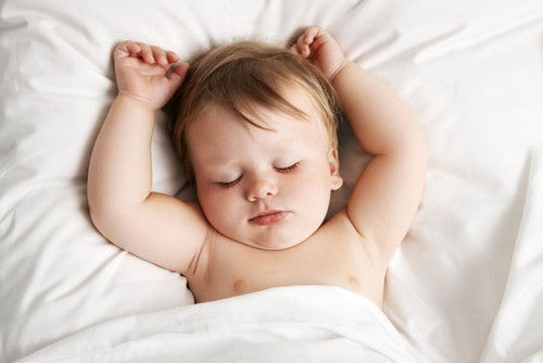Bé ngủ ít khi lớn lên rất dễ mắc căn bệnh này