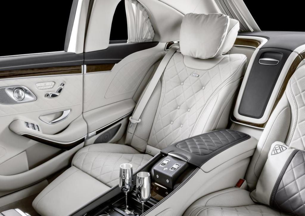 Mercedes-Maybach Pullman S650 2019 trình làng, limo siêu sang giá 615.000 USD