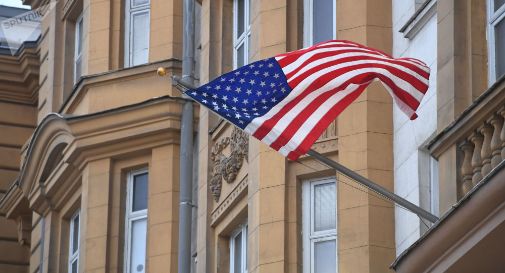 Nga đóng cửa Tổng lãnh sự quán Mỹ tại St.Petersburg và trục xuất 60 nhà ngoại giao.