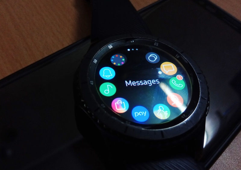 Mà còn được cả Samsung, Apple, Garmin thi nhau tích hợp trên đồng hồ thông minh - Ảnh: Minh Định