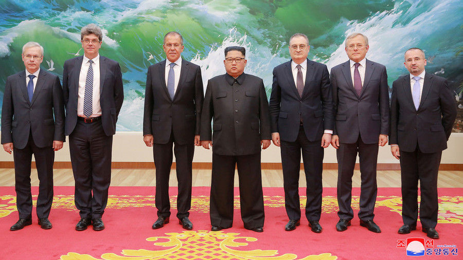Ông Lavrov là quan chức cao cấp nhất của Nga tiếp kiến nhà lãnh đạo Triều Tiên tính đến thời điểm hiện tại.
