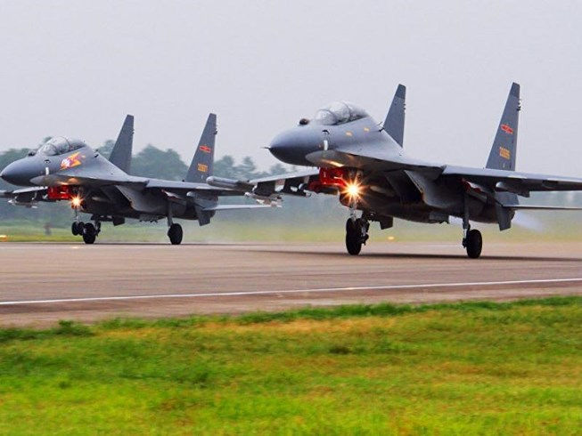 Máy bay chiến đấu Su-30 của không quân Trung Quốc. 