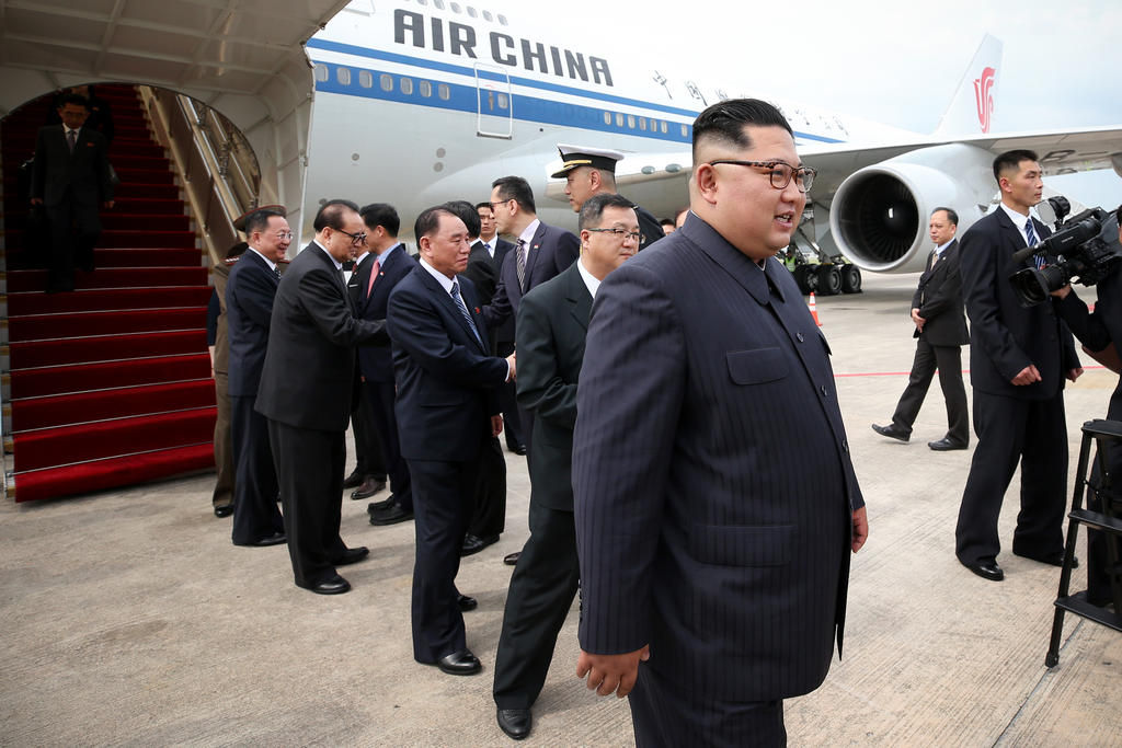 Ông Kim Jong-un đến Singapore vào chiều 10/6.