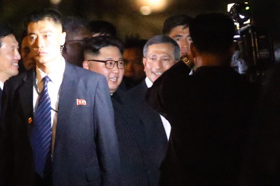 Ông Kim Jong-un dạo đêm Singapore trước thềm Hội nghị thượng đỉnh Mỹ-Triều