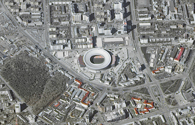 Sân Ekaterinburg Arena, Yekaterinburg, sức chứa 35.000 chỗ ngồi, diễn ra 4 trận vòng bảng.