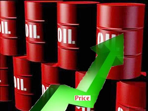 Giá xăng dầu tăng lên đúng như dự báo trước đó. Ảnh: VietQ.vn