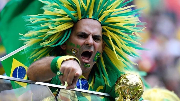   Một CĐV Brazil trong trận đấu giữa Brazil và Costa Rica tại Sân vận động St. Petersburg ở TP St. Petersburg. Ảnh: Getty Images  