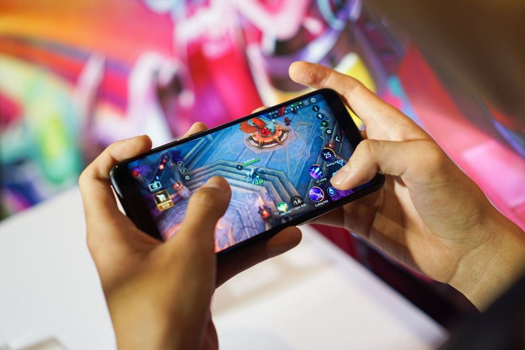 Đây sẽ là sản phẩm hướng tới đối tượng game thủ trên smartphone, vốn đang rất đông đảo.