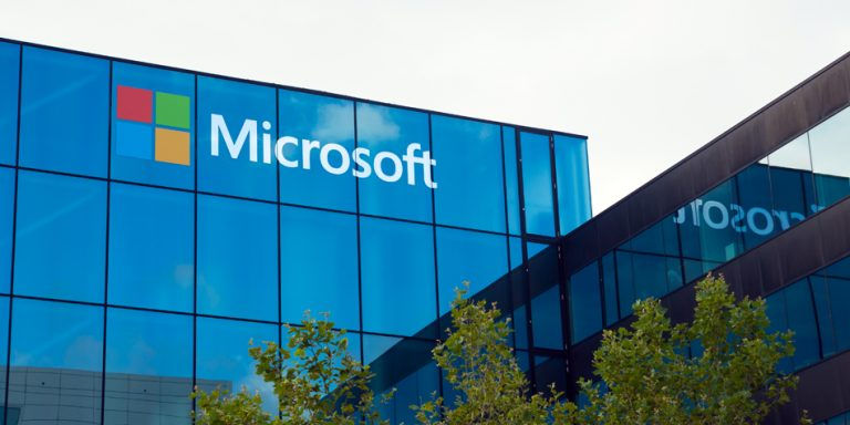 Microsoft có thể trở thành công ty trị giá 1.000 tỷ USD theo cách nào?