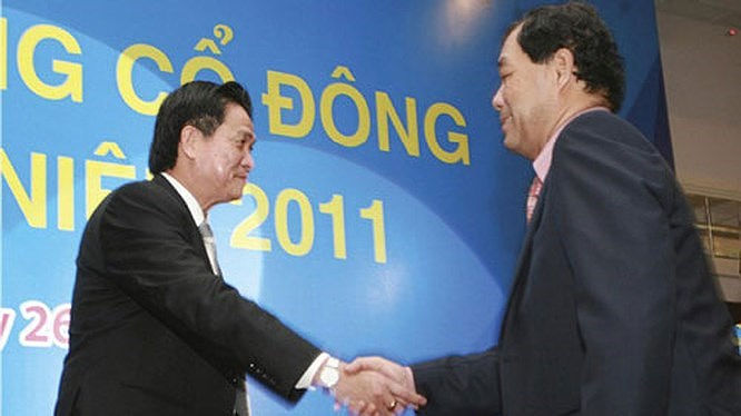 Sau 2 thập kỷ nắm quyền tại Sacombank, nhóm ông Đặng Văn Thành đã bất ngờ bị nhóm ông Trầm Bê 