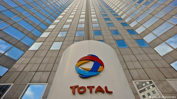 Total từ bỏ dự án trị giá 4,8 tỷ USD ở Iran vì lệnh trừng phạt của Mỹ.