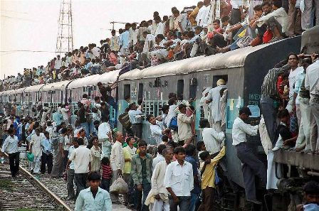 Dân số Ấn Độ sẽ vượt Trung Quốc, chạm mốc 1,7 tỷ người vào năm 2050?