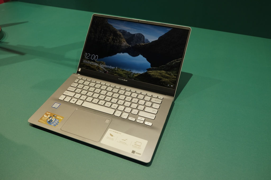 Laptop mỏng nhẹ Asus VivoBook S thế hệ 2018 giá từ 13,4 triệu có đáng mua?