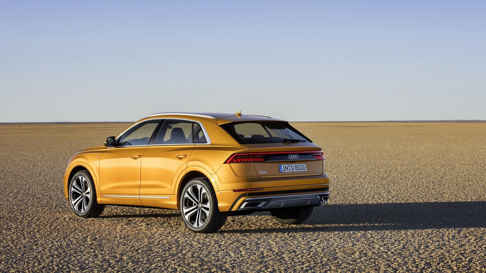 Audi Q8 2019 sẽ có giá từ 67.400 USD, đối thủ của BMW X6 và Mercedes-Benz GLE Coupe