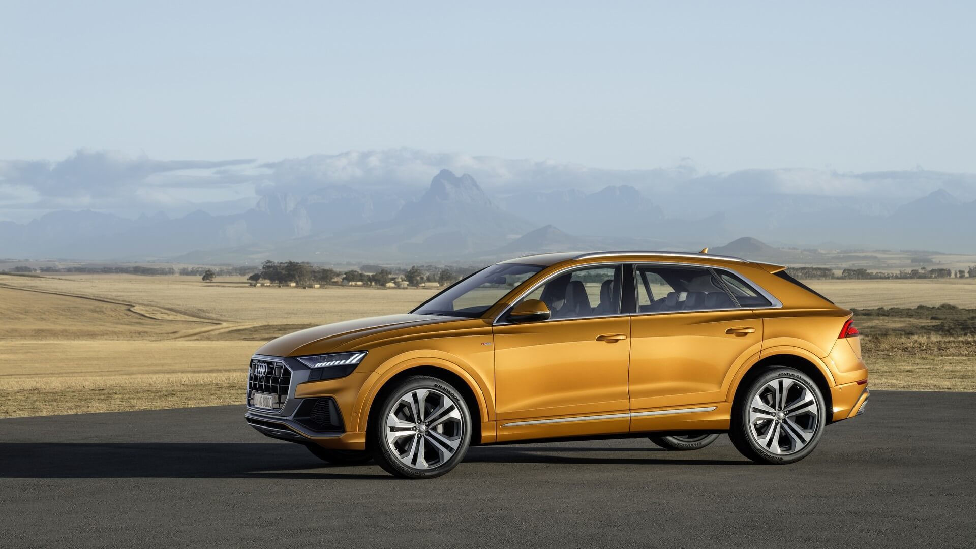 Audi Q8 2019 sẽ có giá từ 67.400 USD, đối thủ của BMW X6 và Mercedes-Benz GLE Coupe