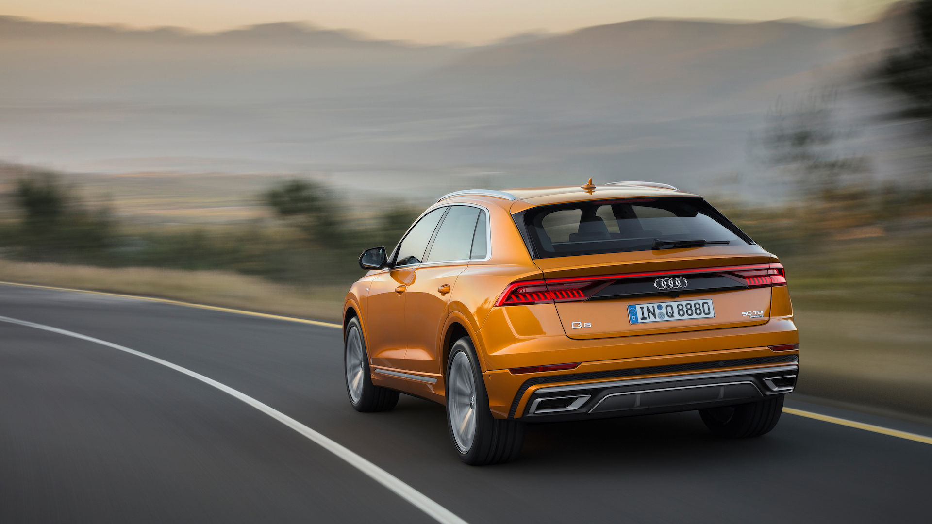 Audi Q8 2019 sẽ có giá từ 67.400 USD, đối thủ của BMW X6 và Mercedes-Benz GLE Coupe